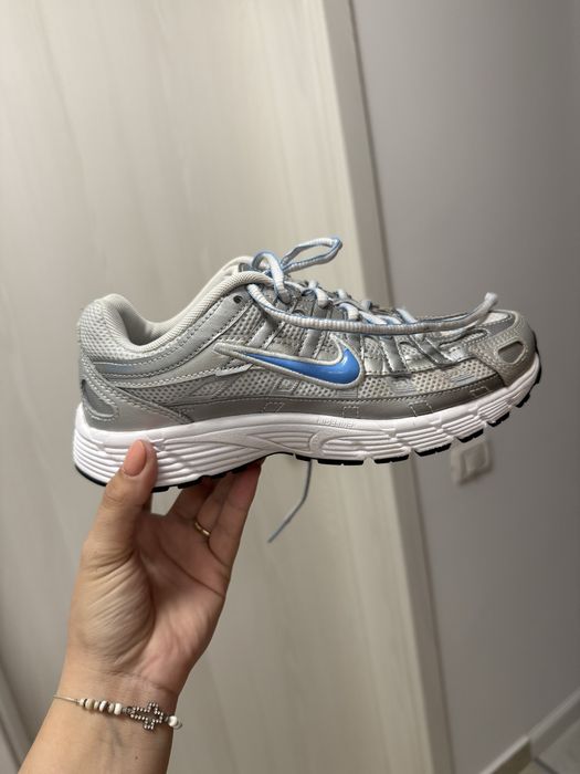 Adidasi nike p 6000
