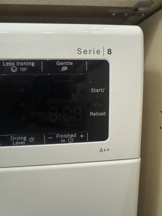 сушилня Bosch 8 series WTX87M90BY, термопомпа, 9 кг, 15 програми,