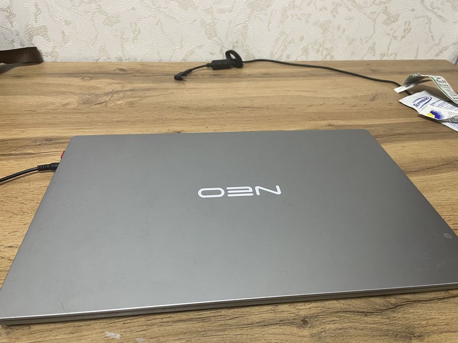 продам ноутбук core i3-10th