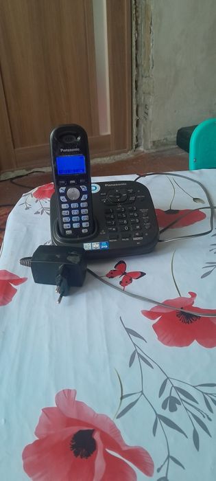 Радиотелефон в отличном состоянии