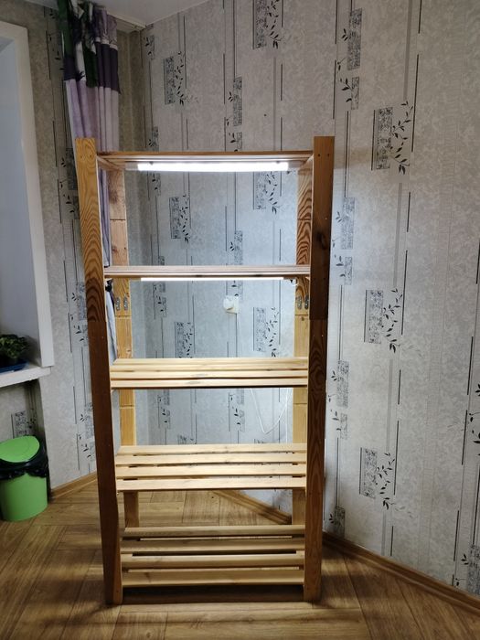 Продам стеллаж с подсветкой