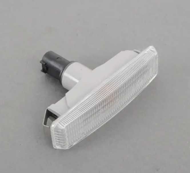 Mигач BMW E39 за калник БМВ е39 светлини крушки фарове страничен мигач