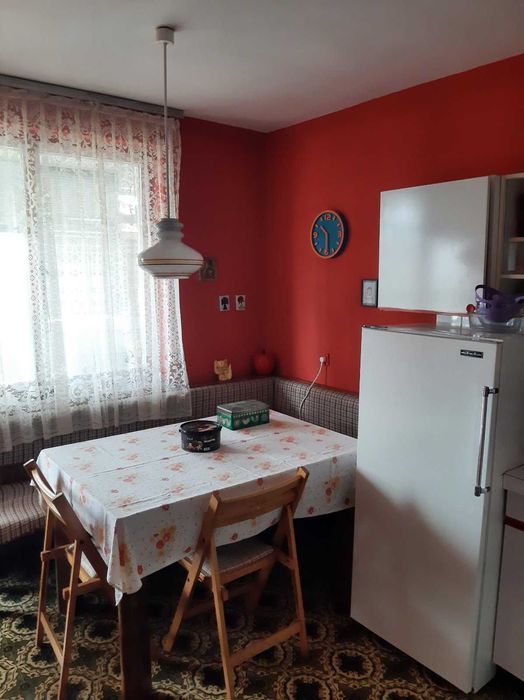 Продавам апартамент