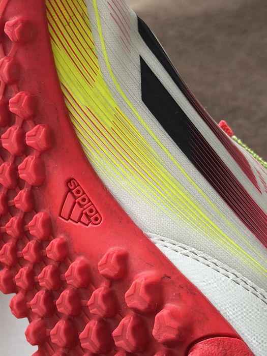 Футболни обувки ADIDAS Обувки F50 Club Turf Boots