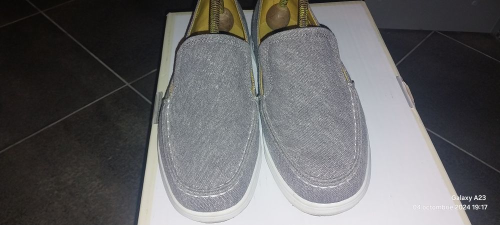 Pantofi sport eleganți