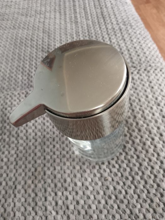 Продам дозатор для жидкого мыла