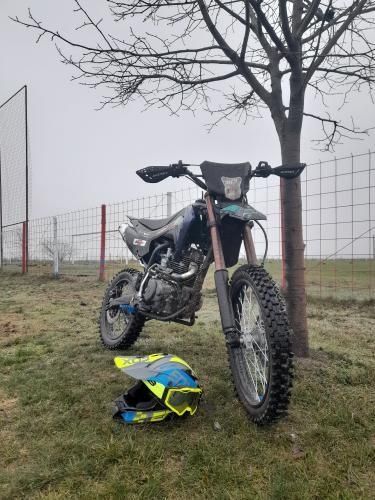 vând sau schimb kxd 150cc