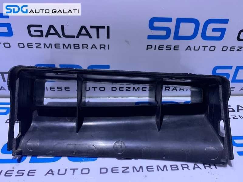 Priza Deflector Difuzor Captare Aer Skoda Superb 2 2013 - 2015 Cod 1K0805971C [D0809]