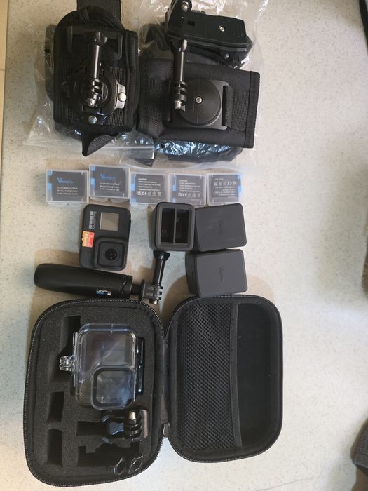 GoPro8 black plus accesorii