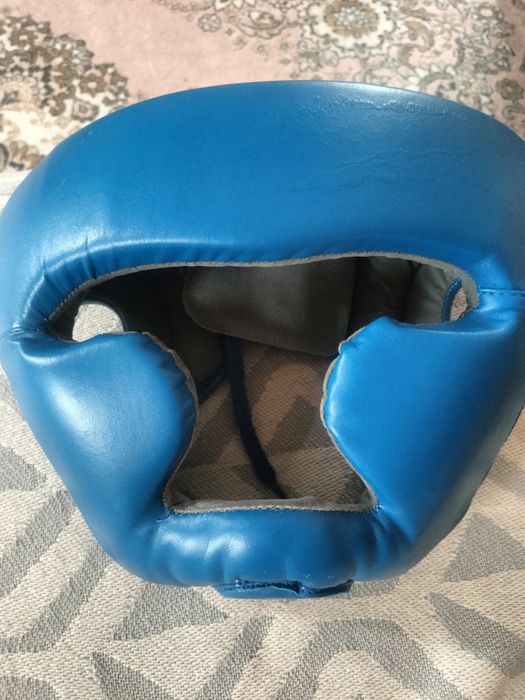 Шлем защитный DEMIX бокс