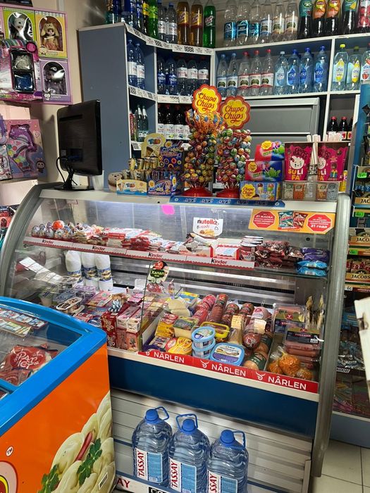 Витринный холодильник