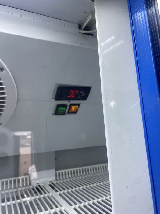 Продам холодильник