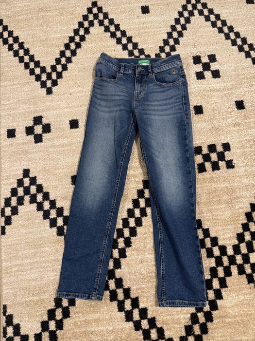 Нови дънки за момче Бенетон с подарък 150