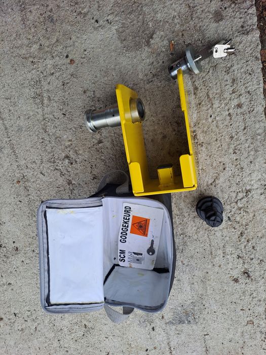 Заключващ  механизъм за ремаркета