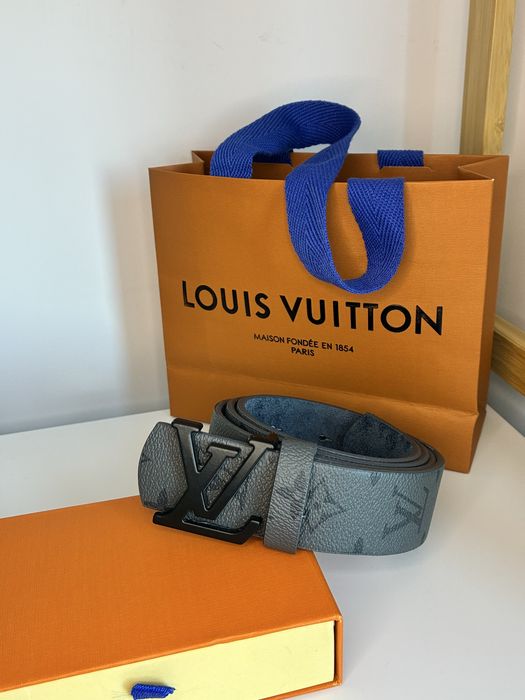 Колани на марката Louis vuitton