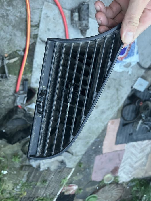 Продам запасти на бмв е36