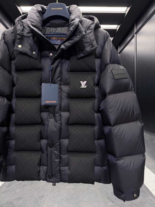 Geaca Louis Vuitton - calitate premium