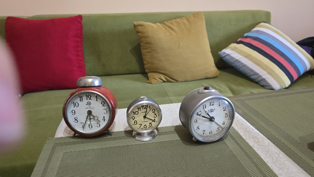 Стари часовници - цени в описанието