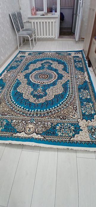 Продается  ковер