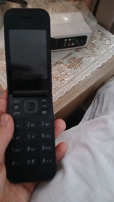 Nokia telefoni sotiladi srochni