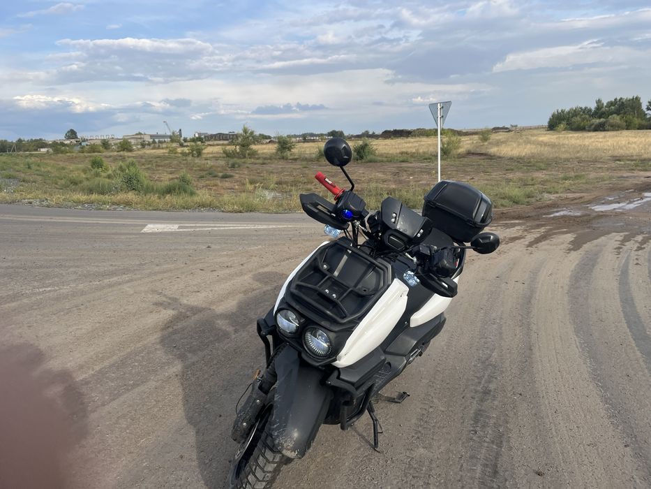 Продам скутер 150куб. Срочно