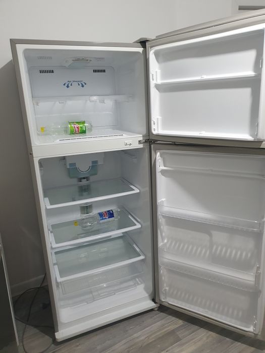 Продаётся холодильник