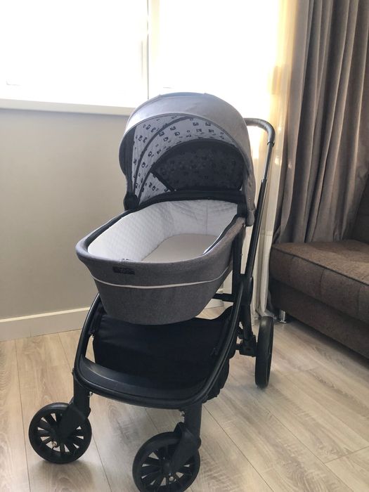 Продам коляску б/у