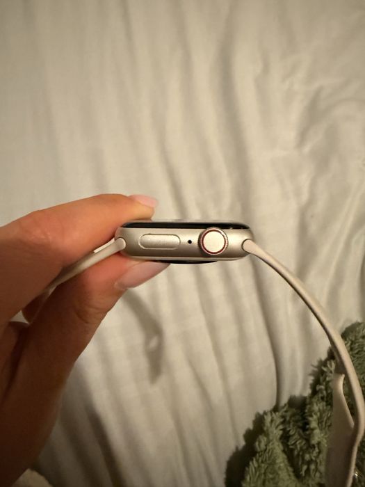 Apple Watch SE (Gen 2)