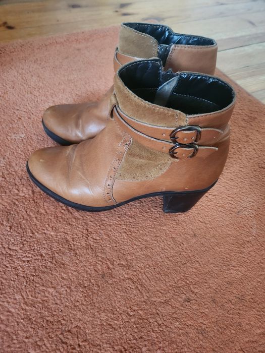 Дамски боти, използвани малко