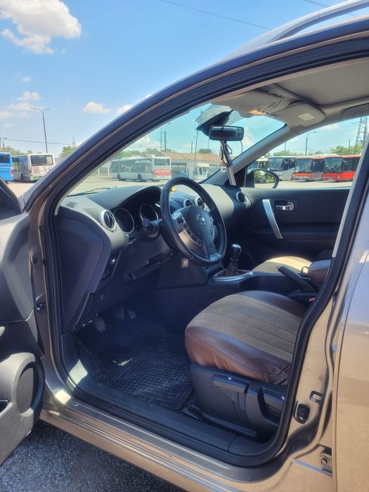 Nissan Qashqai +2 2010