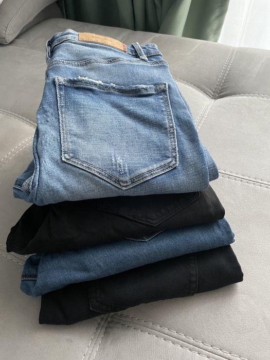 Lot 4 perechi de blugi S