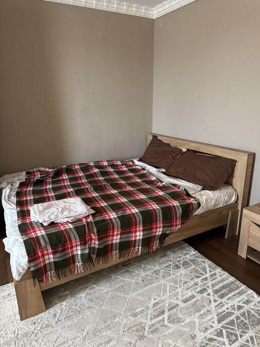 Продам спальный гарнитур, комод и сундуки