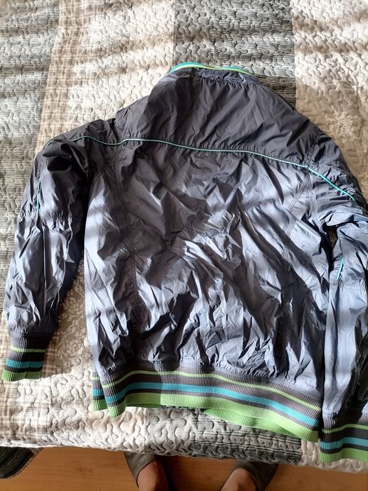 Продавам мъжко яке FIRETRAP