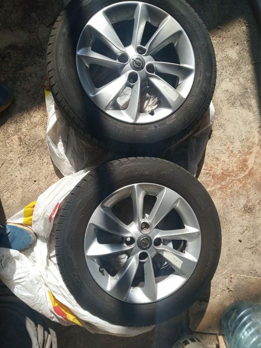 Комплект гуми без джанти ,,Dunlop”