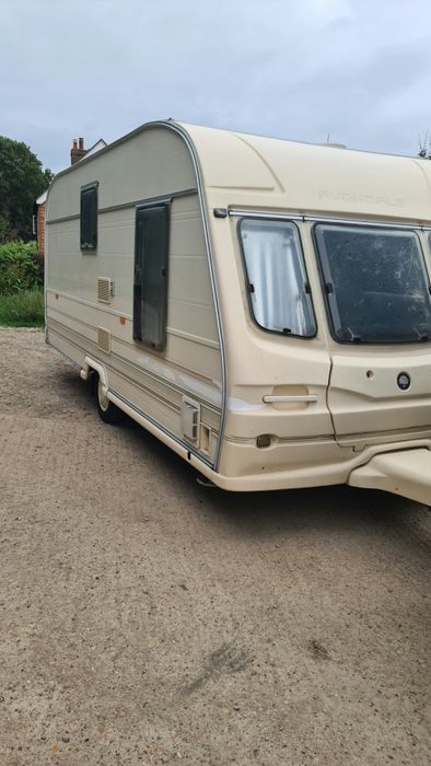 Vând Caravan AVONDALE