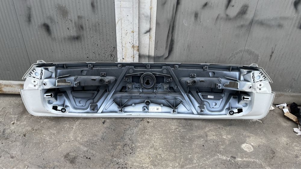 Багажна врата BMW IX i20 2021-