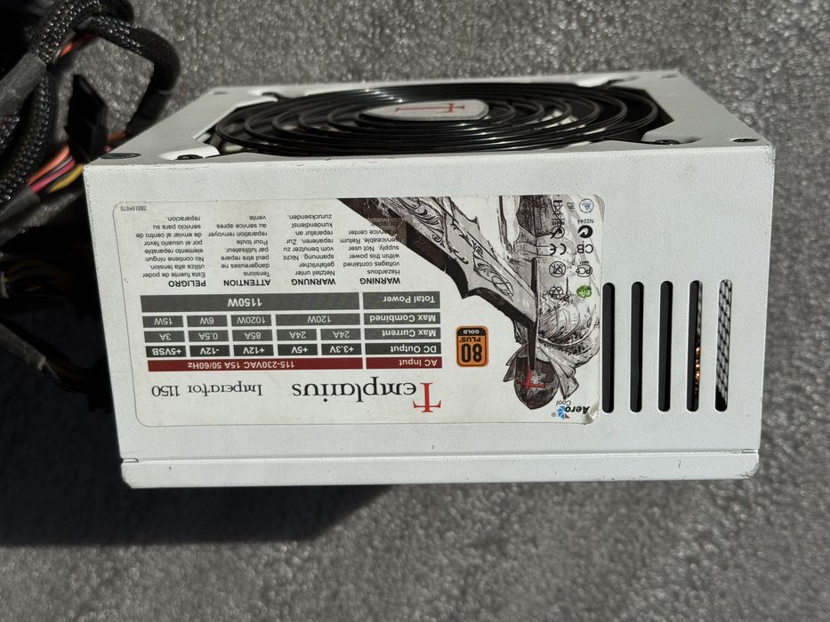 Блок питания Aero cool Templarius 1150w