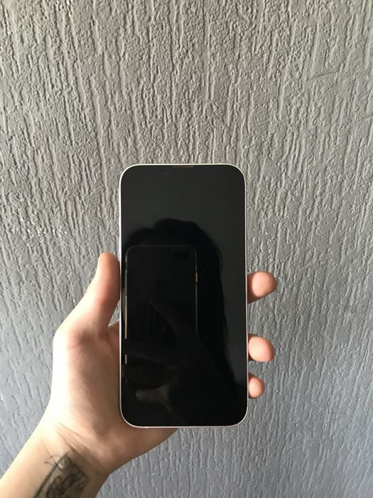 Продаётся  Iphone 13