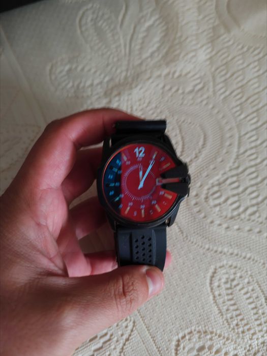 Ceas Diesel model deosebit