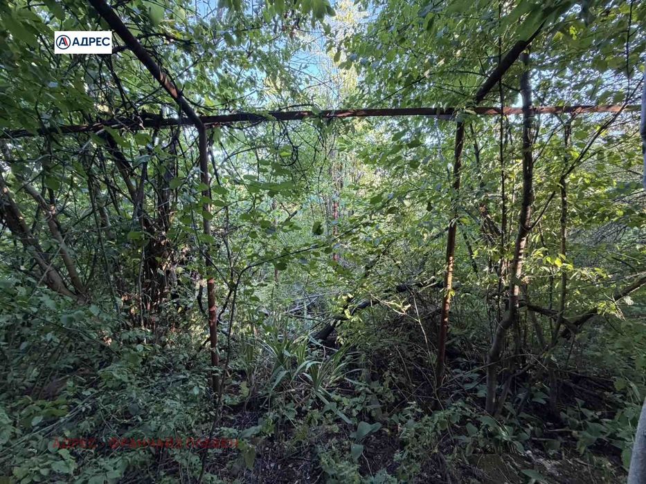 Къща в Плевен-м-т Плочата площ 60 цена 35000