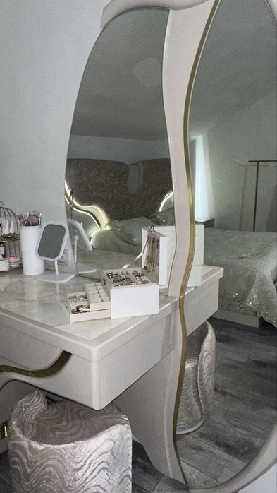 Современный, королевский спальный гарнитур