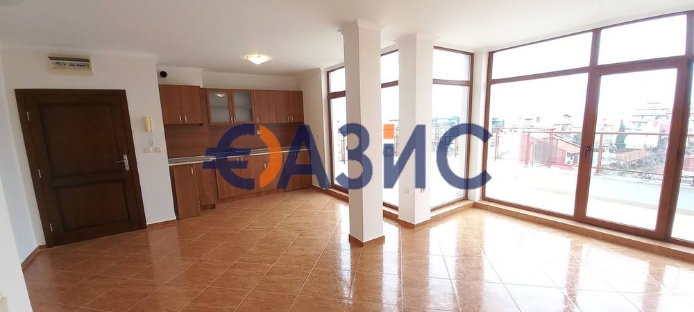 Продава се Тристаен апартамент в Свети Влас - 140 кв.м за 1303 €/кв.м - Снимка #3