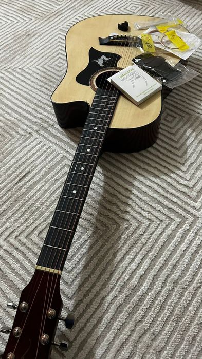 Домбыра и Гитара