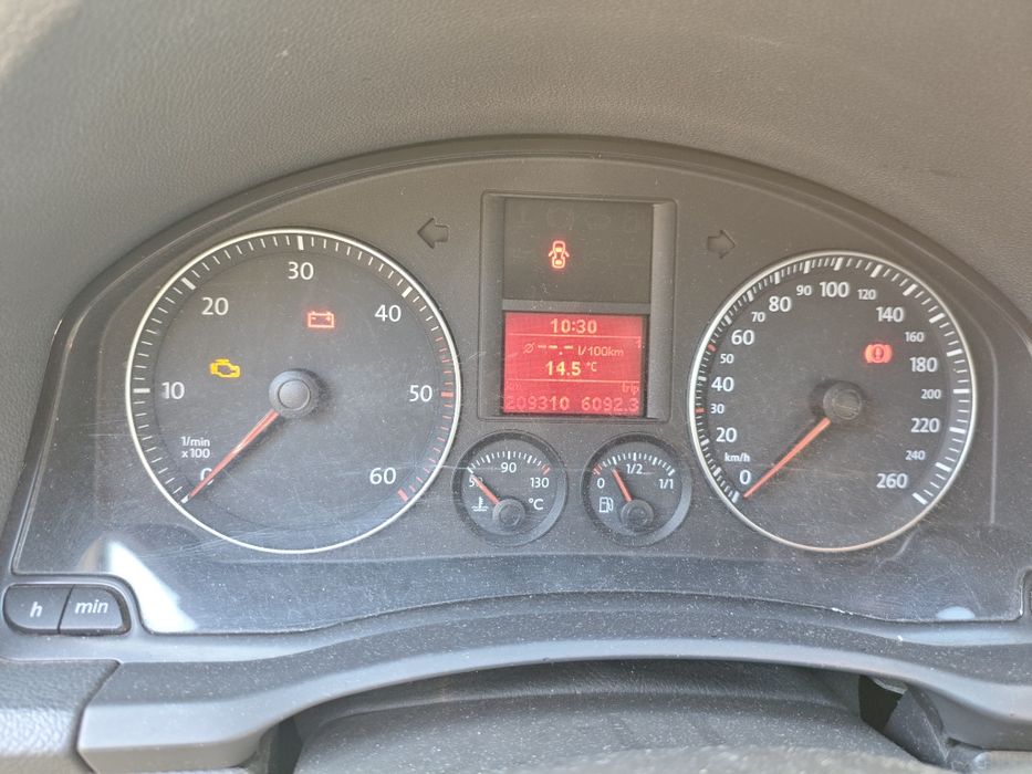 VOLKSWAGEN Golf 2005 — imagine 4