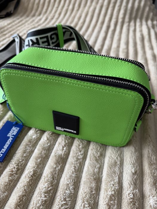 Дамска чанта през рамо