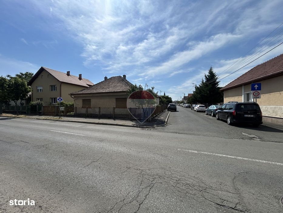 Casă cu 4 camere | Progresul, Baia Mare | Necesită Renovare