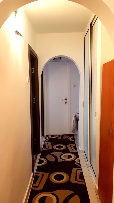 PF Inchiriez Camera intr-un Apartament - doar la o FATA