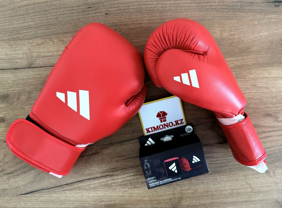 Перчатки ADIDAS IBA Approved, для бокса.
