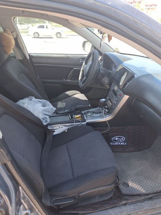 Субару аутбек 2004 год