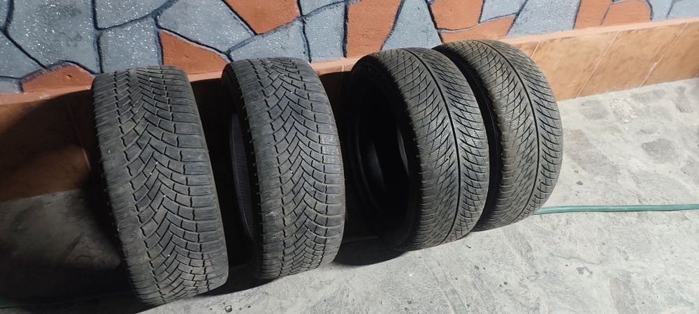 Anvelope iarna 235 45 r18 2buc Michelin / 2buc Bridgestone